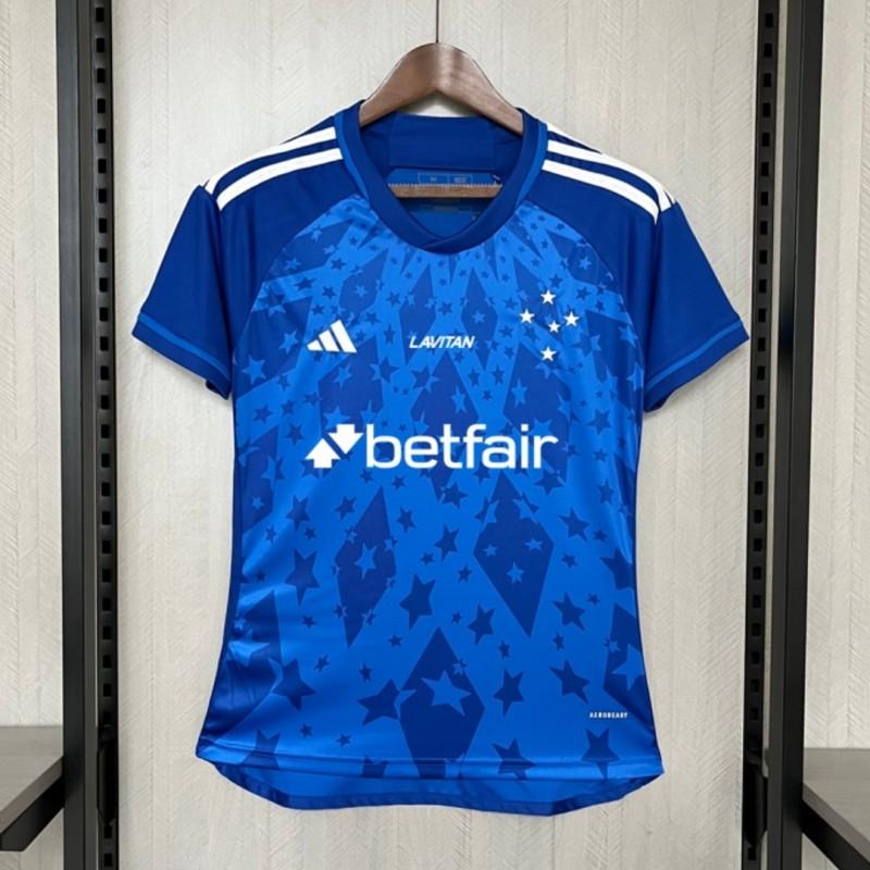 24/25 Cruzeiro Feminina Titular sponsor BETFAIR in front