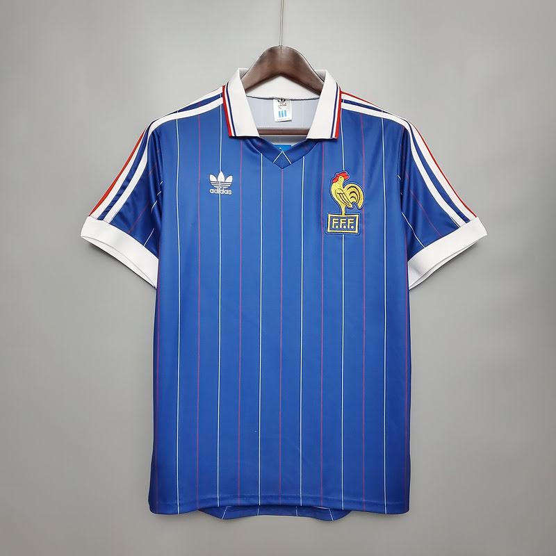 Retrô 1982 france Titular