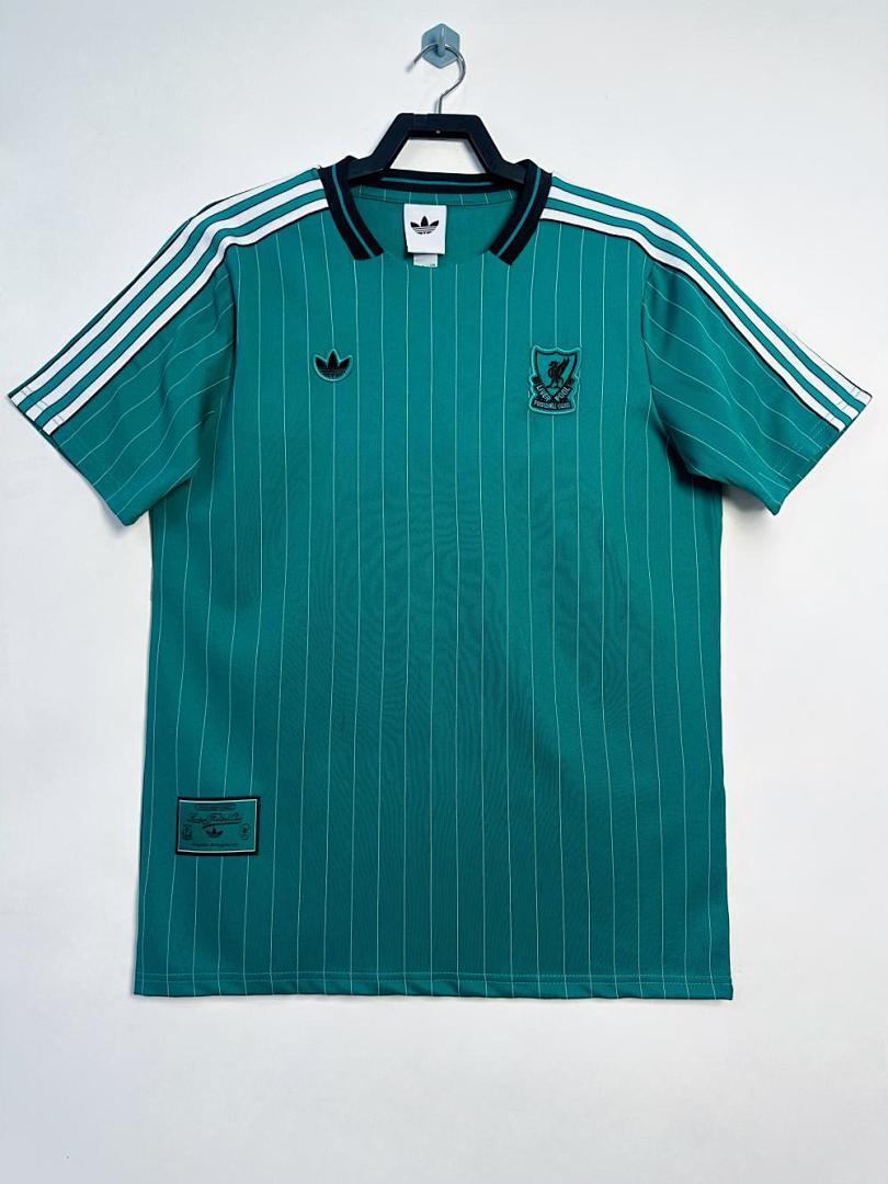 20/25/26 Liverpool Verde (T-shirt) (640E)